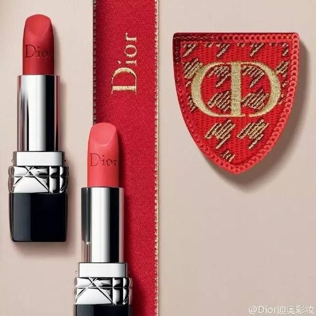 刘亦菲景甜穿 Dior 秒变仙女小公主，而这个牌子要卖掉了